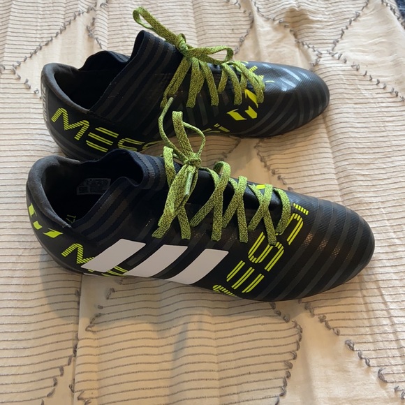 Adidas Messi nemeziz women’s soccer cleats. - Picture 2 of 3